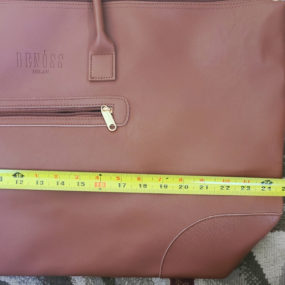 Benoss Milan Overnight Bag - Picture 7 of 12